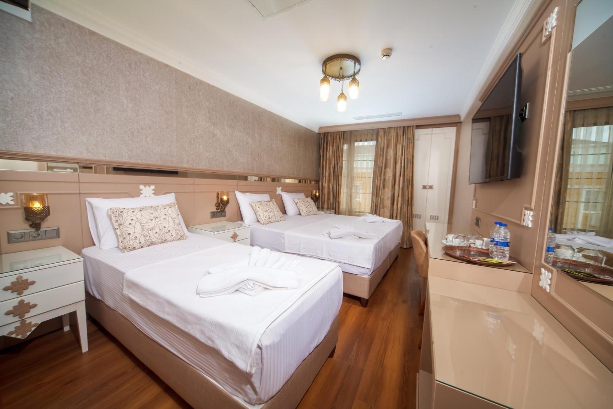 Belmond Hotel Istanbul Exterior photo